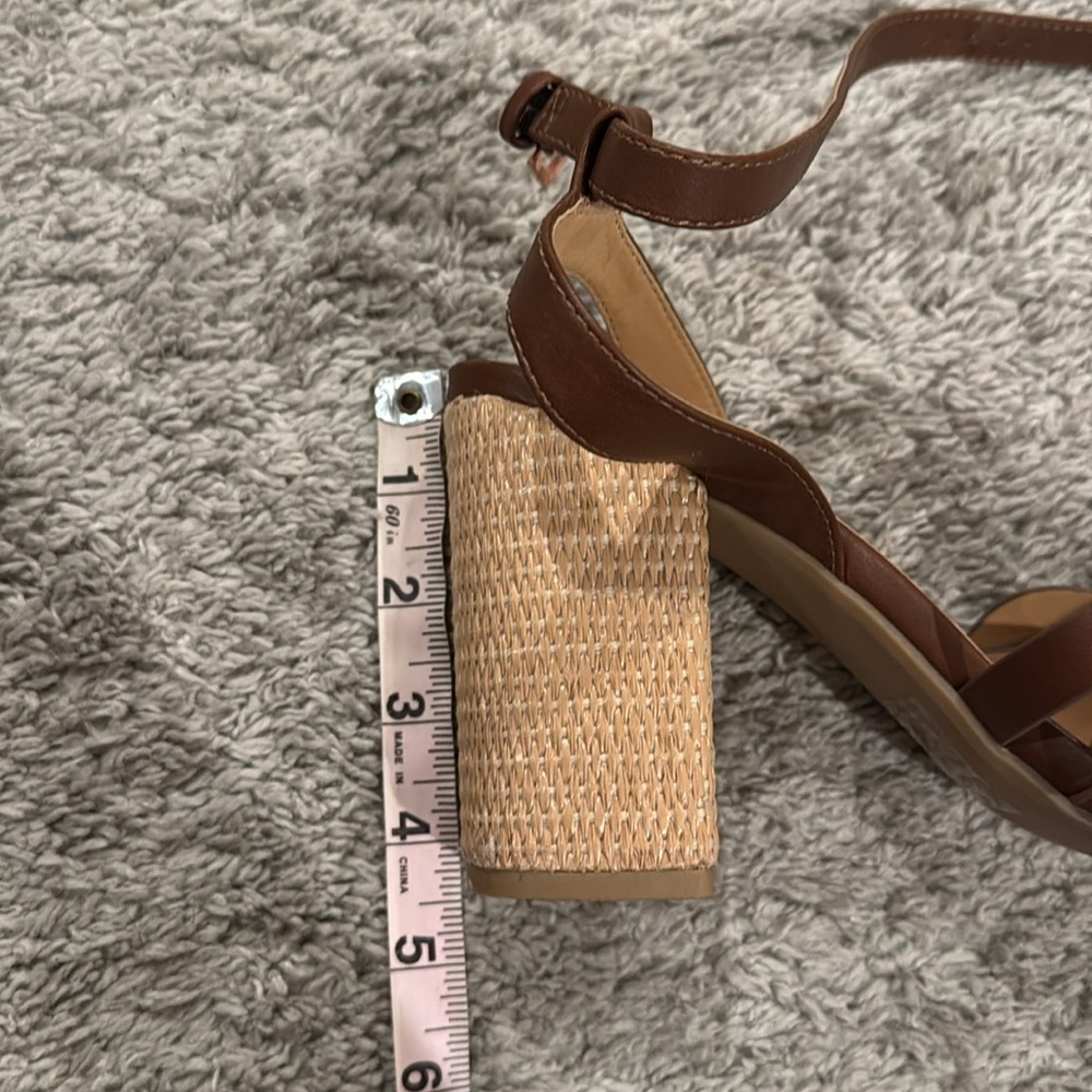 LC brown strappy heels size 11 - Picture 5 of 5